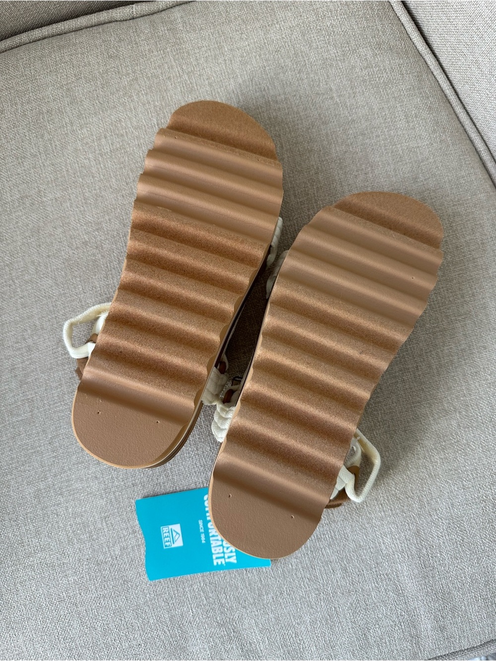 reef cushion rem hi ivory arch support sandals - Picture 5 of 12
